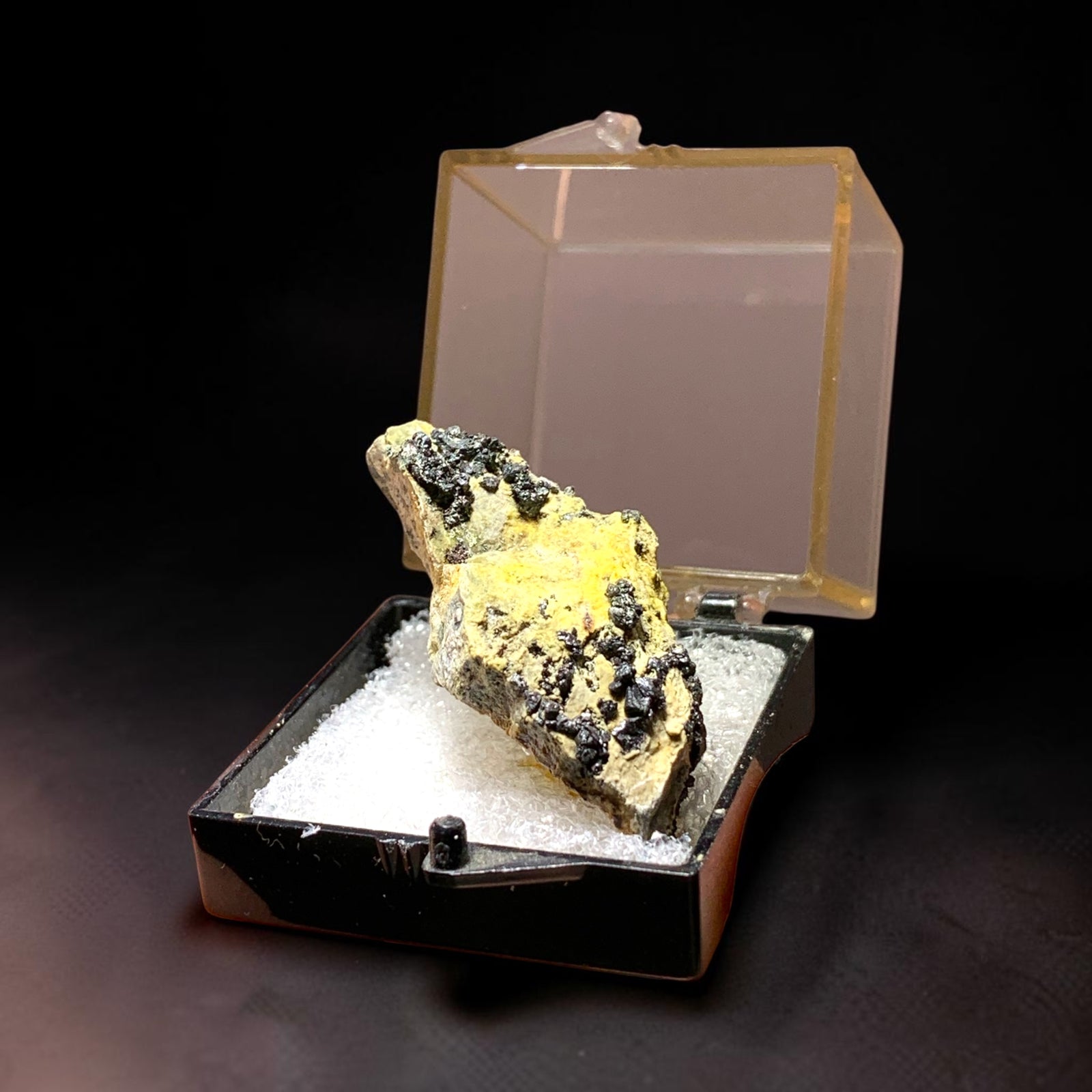 Metacinnabar, Mount Diablo Mine, California