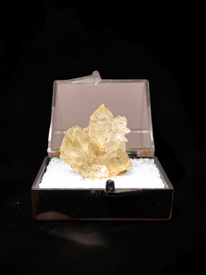 Cerussite, Touissit, Morocco