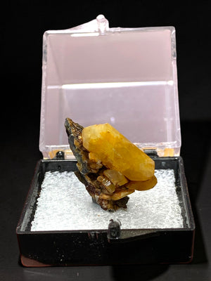 Cerussite, Yangshuo, China