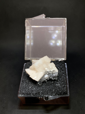 Dolomite w/ Quartz, Norwood, New York