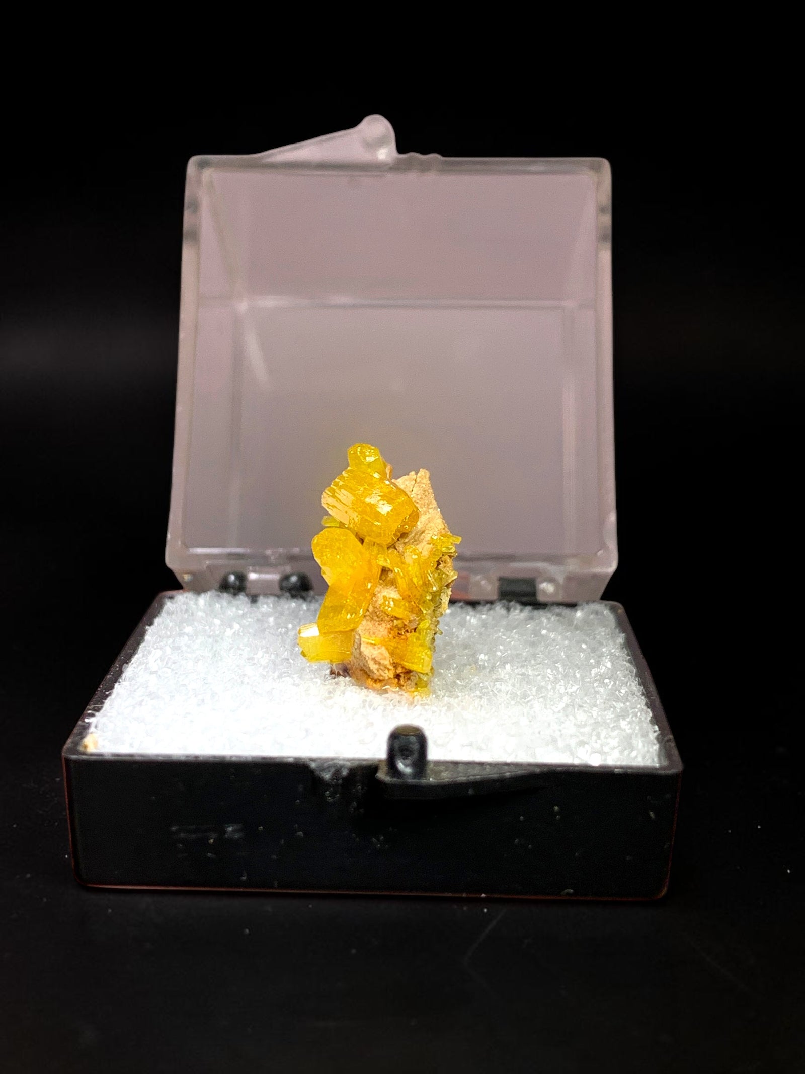 Pyrmorphite, Bunker Hill Mine, Idaho, USA