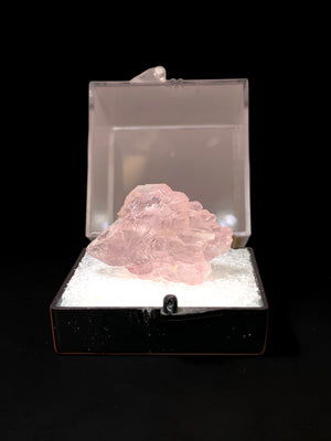 Terminated Rose Quartz, Galileia, Brazil