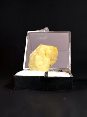 Cerussite, Congcheng, China