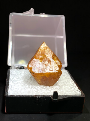 Scheelite, Tenkergin Mine, Russia