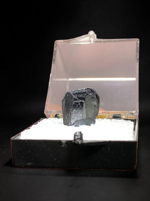 Ferrotantalite, Linoplolis, Brazil
