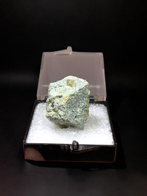 Diamond in Kimberlite, Magna Egoli Mine, Sierra Leone