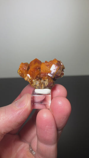 Wulfenite