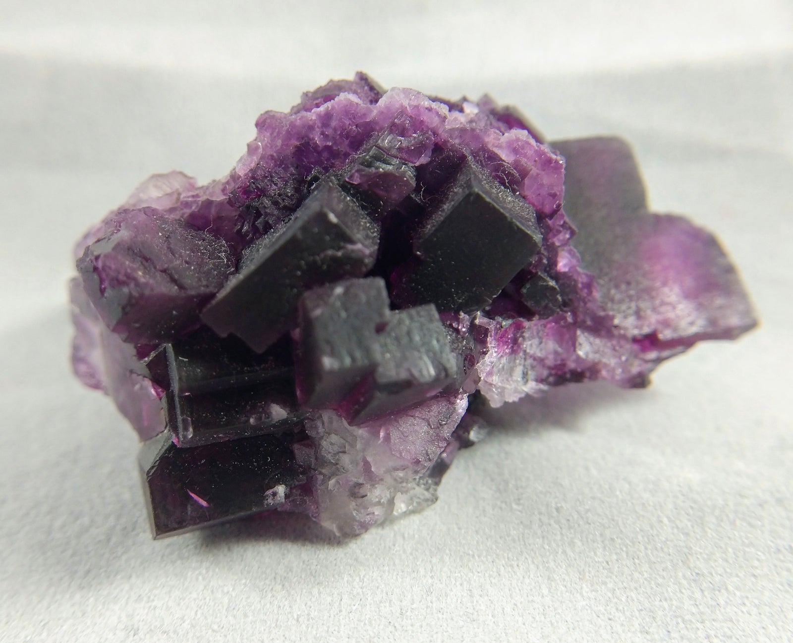 Fluorite, Cave-In-Rock, IL
