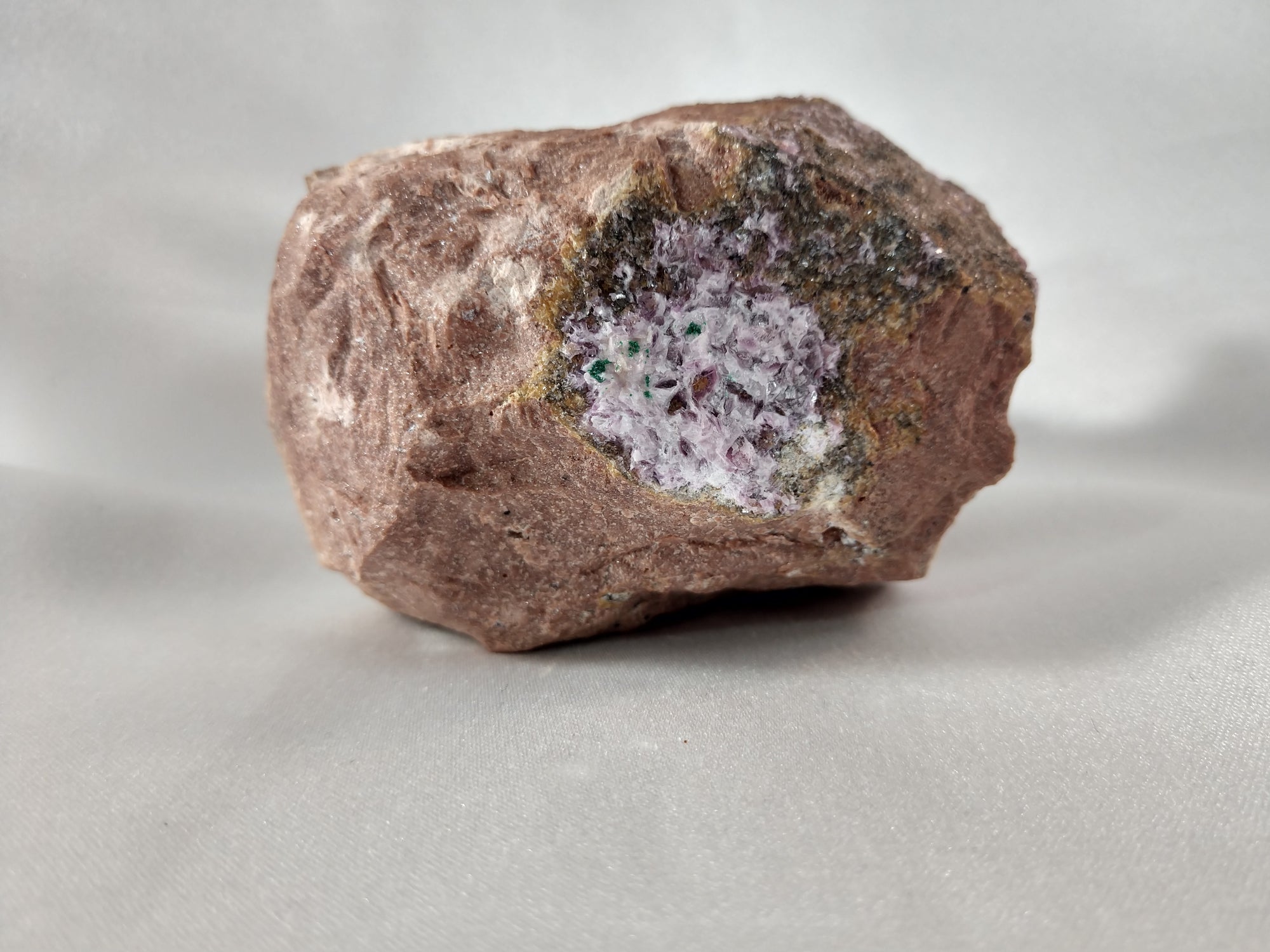 Spherocobaltite with Malachite and Quartz 