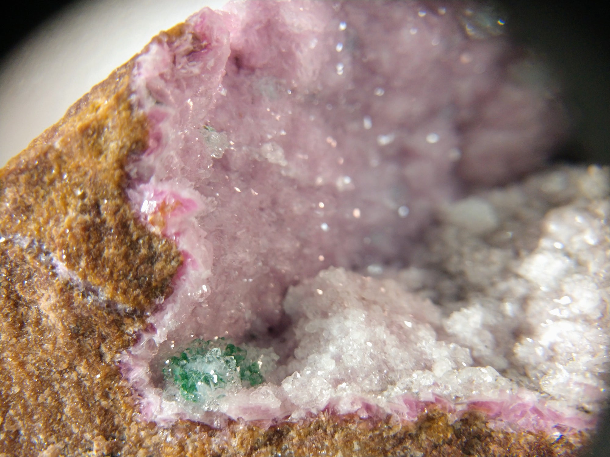 Spherocobaltite with Malachite and Quartz 