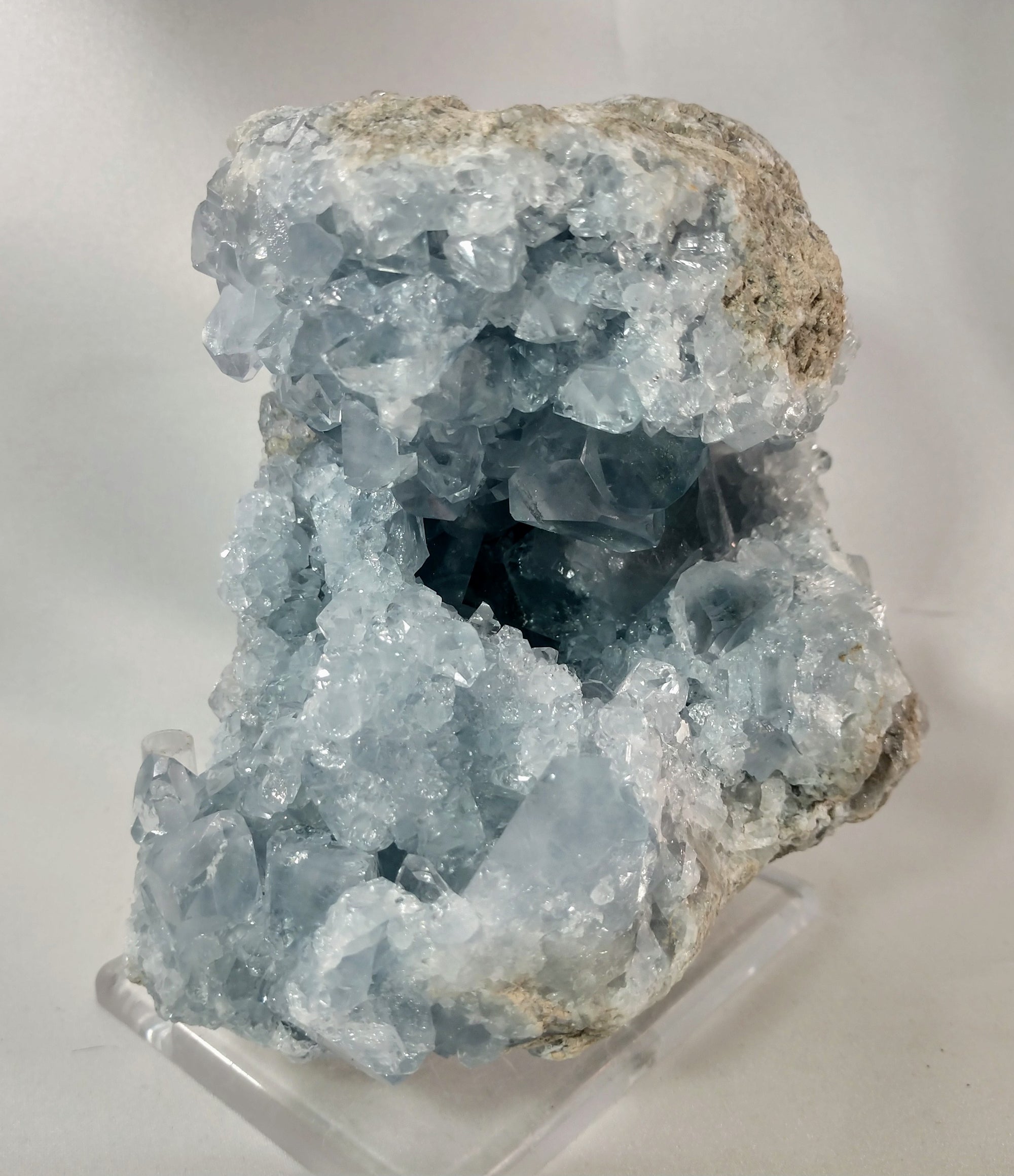 Celestite, 3 lbs 2.7 oz