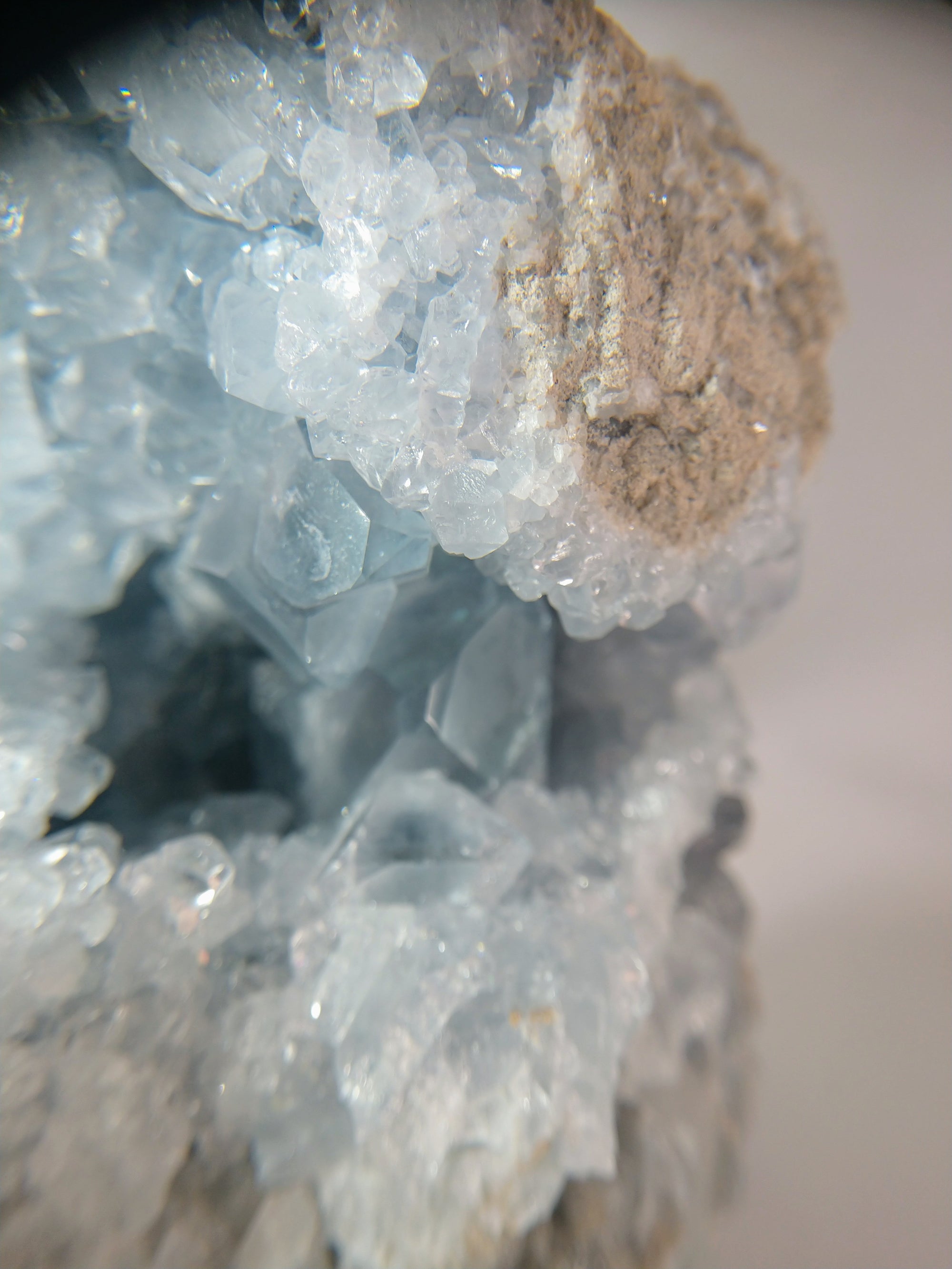 Celestite, 3 lbs 2.7 oz