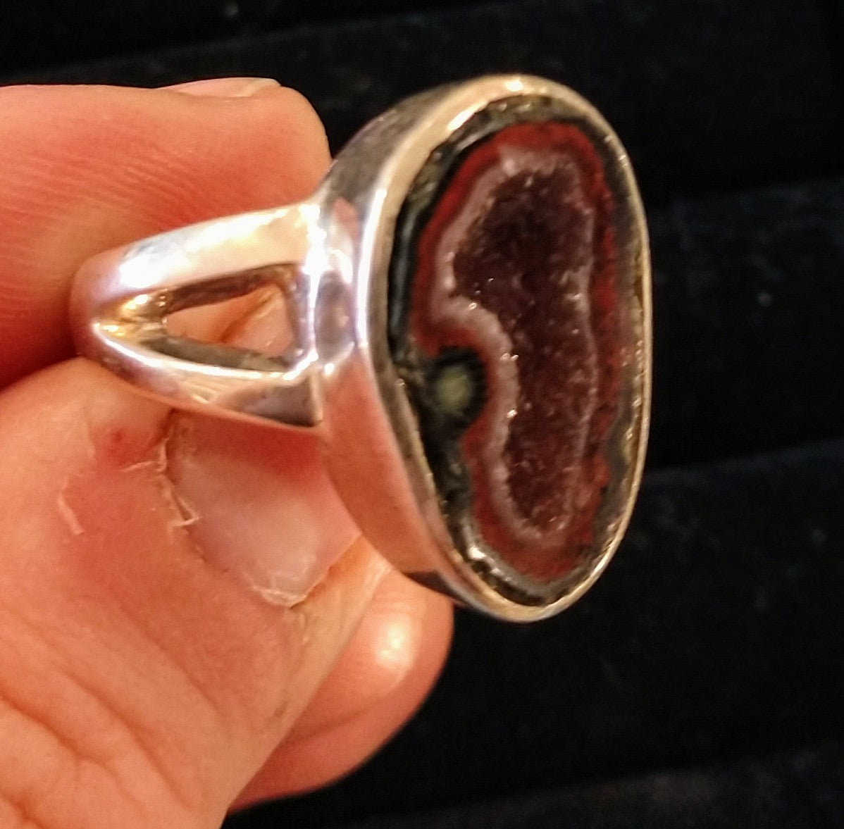 Geode ring