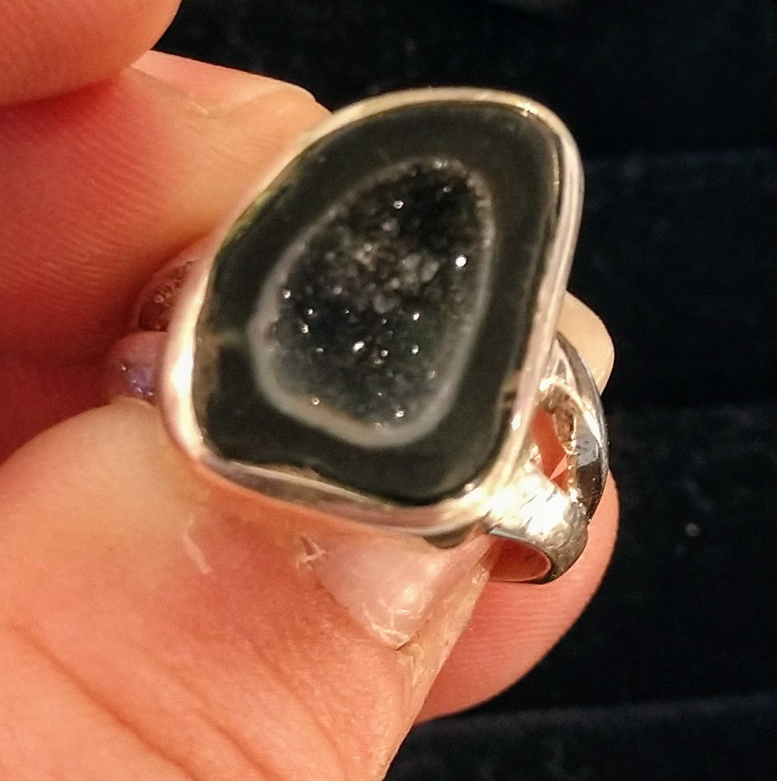 Geode ring