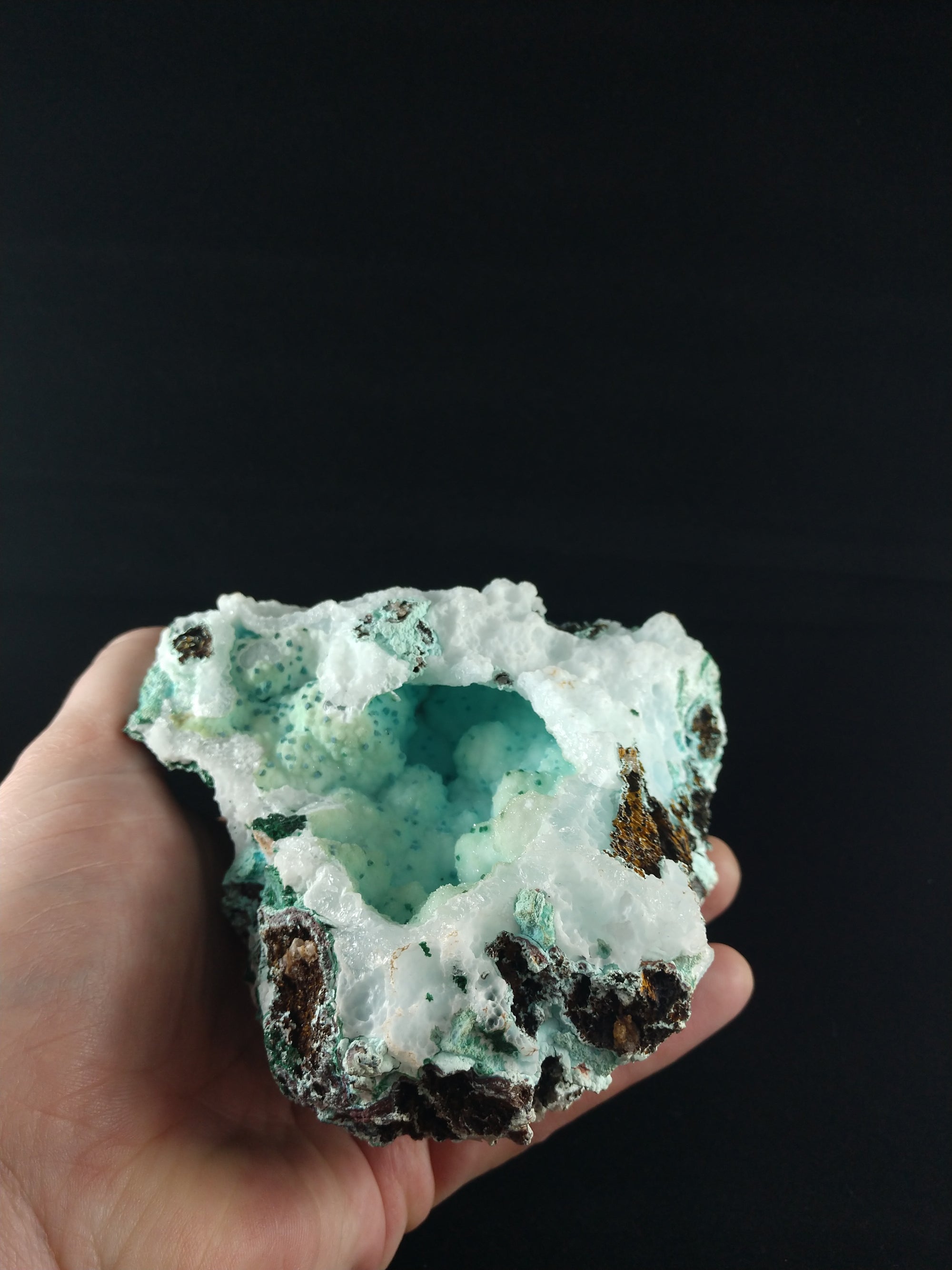 Druzy Chrysocolla w/ Cornetite