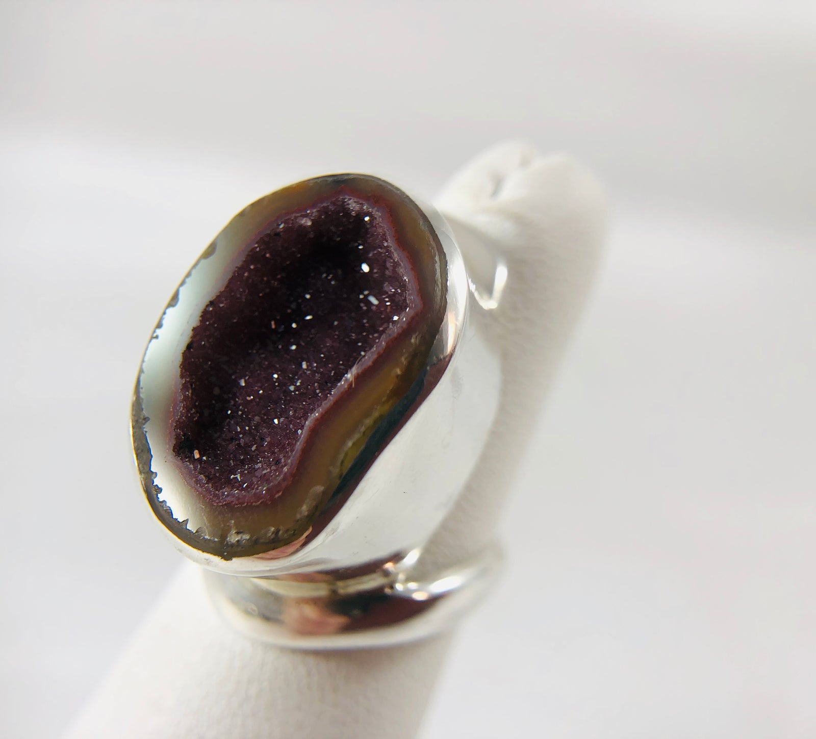 Geode ring